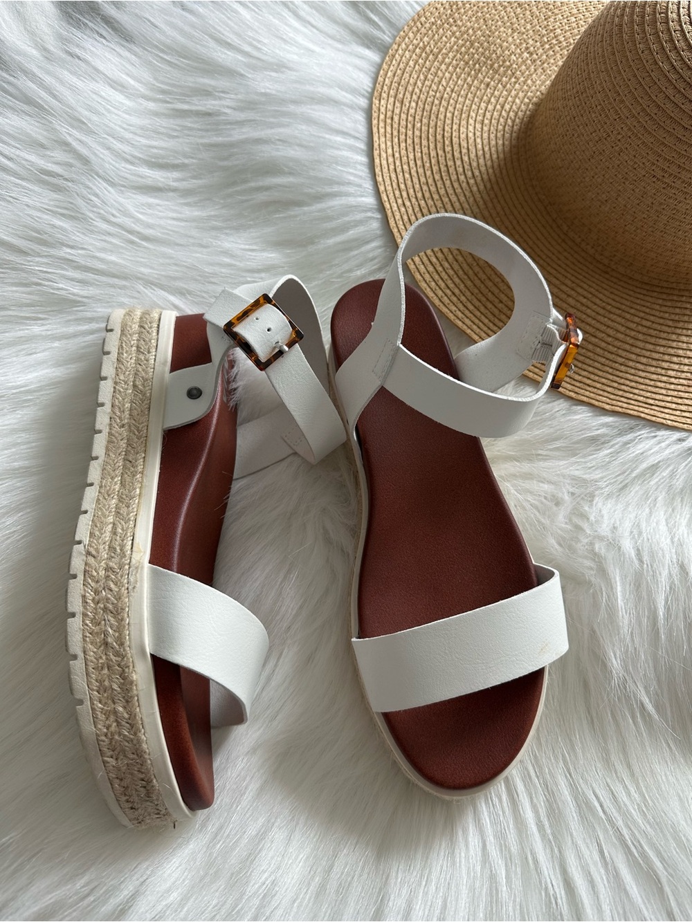 MIA White Ankle-Strap Espadrille Sandals with Brown Footbed Sz 8.5M